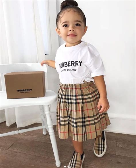 burberry outfit baby girl.